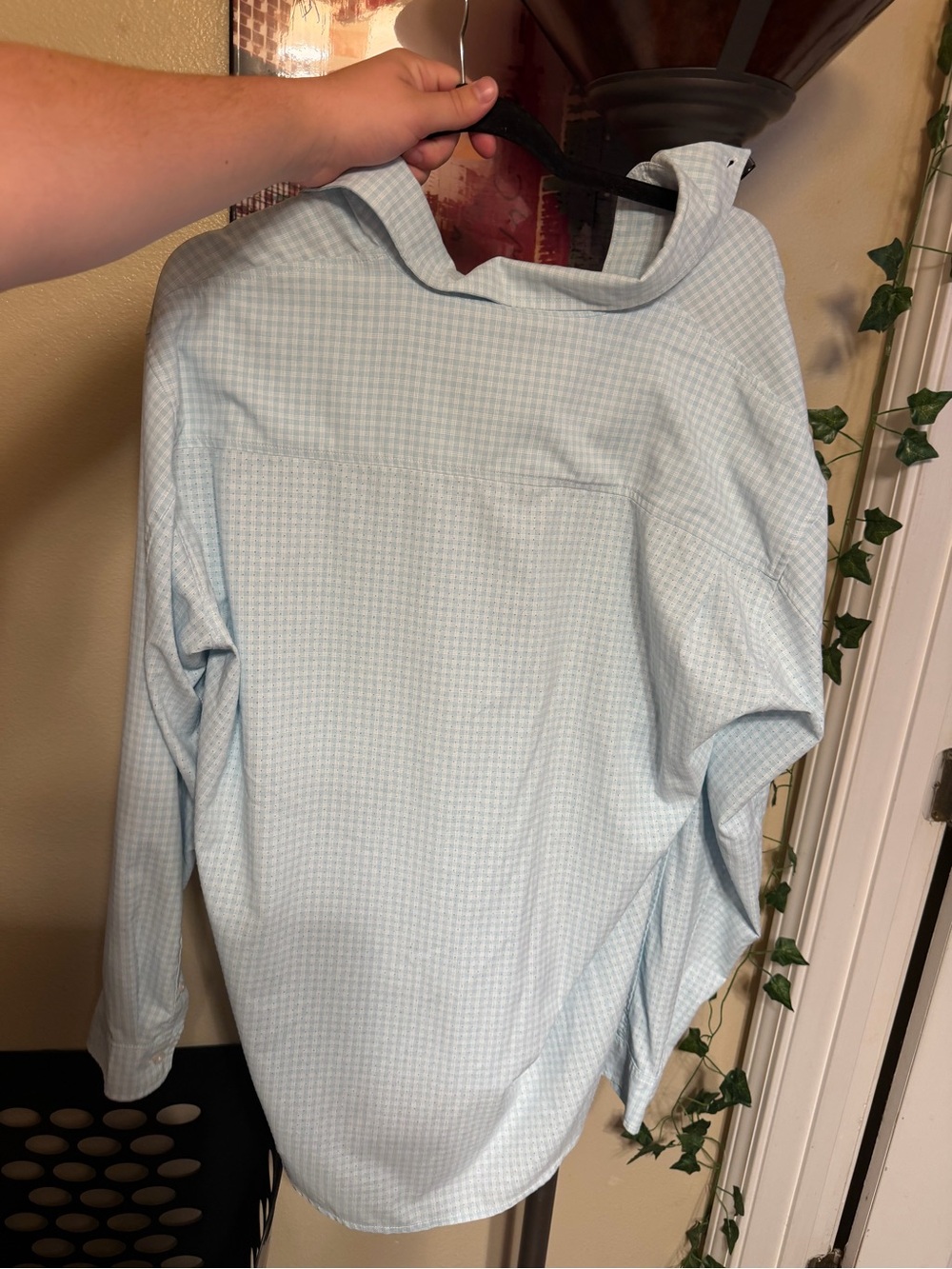 Mens Huk Button Up - Picture 3 of 7